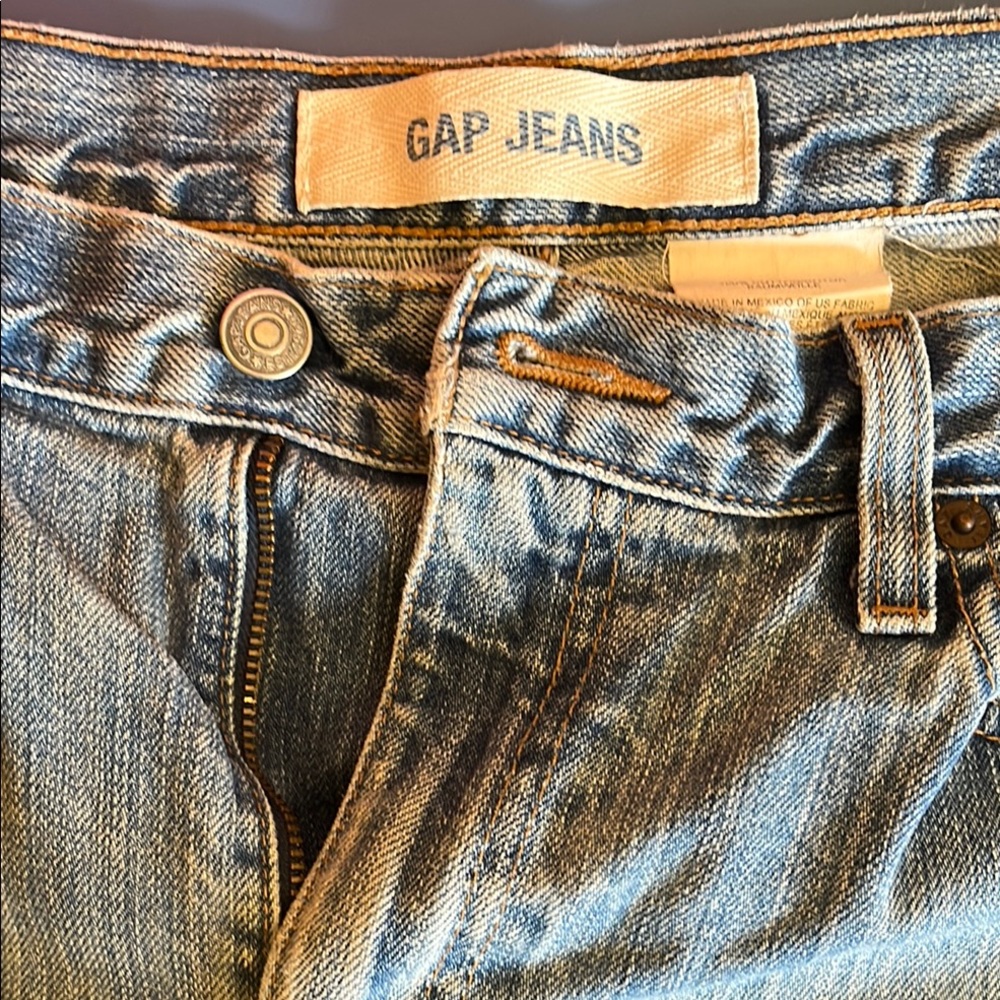 GAP Light Blue Jean Shorts - Picture 5 of 6